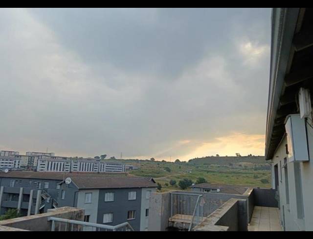 2 BEDROOM APARTMENT FOR SALE IN FLEURHOF